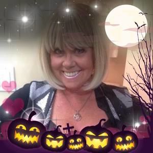 Meet your Posher, Michele